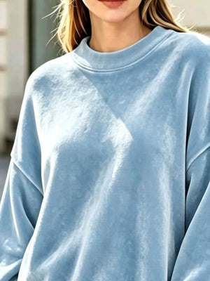 Black sweatshirt