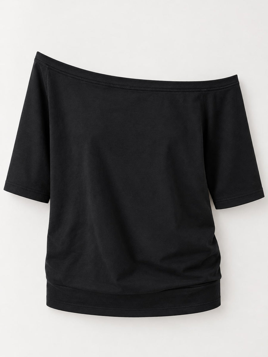 t-shirt in Black