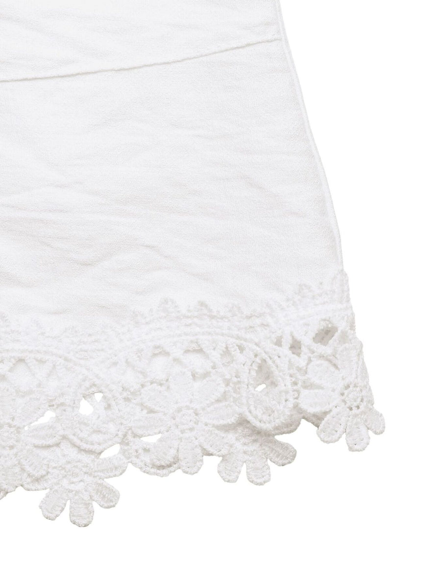 White drawstring shorts with crochet lace trim detail
