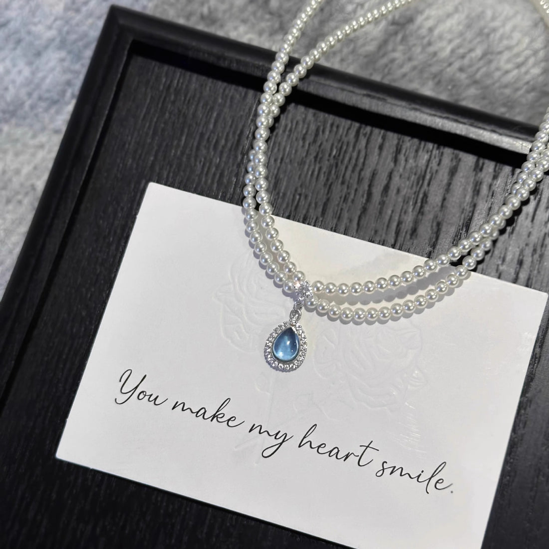 necklace in ivory with double layered and choker length