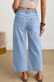 wide-leg jeans in Light Blue with pocketed and cropped