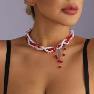 Synthetic Pearl,Resin,Zinc alloy Care instructions: Avoid wearing during exercis necklace in white with fitted silhouette