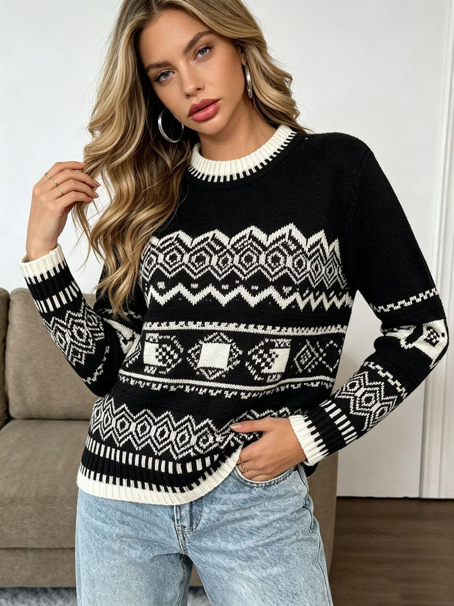 crewneck sweater in ivory with stretch and hip-length