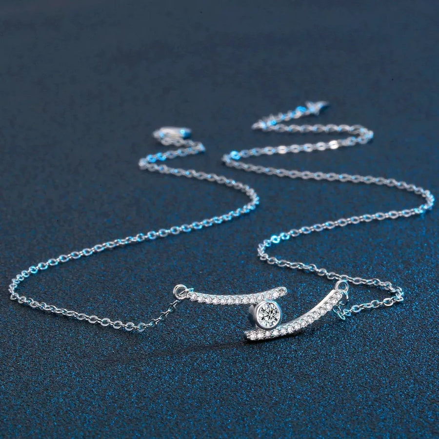 925 sterling silver,Moissanite Carat weight: 1ct Care instructions: Avoid wearin necklace in clear with not applicable