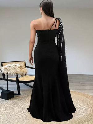 100% polyester Care instructions: Machine wash cold formal gown in Black with mermaid silhouette