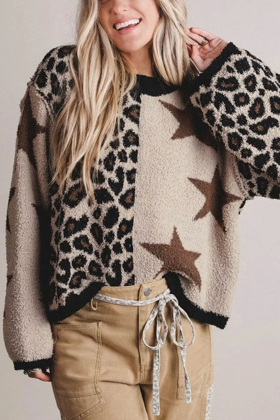 pullover sweater in dark brown with leopard-print, animal-print, star and stretch