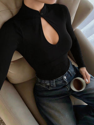 91% polyester, 9% elastane Care instructions: Machine wash cold t-shirt in Black with slim silhouette
