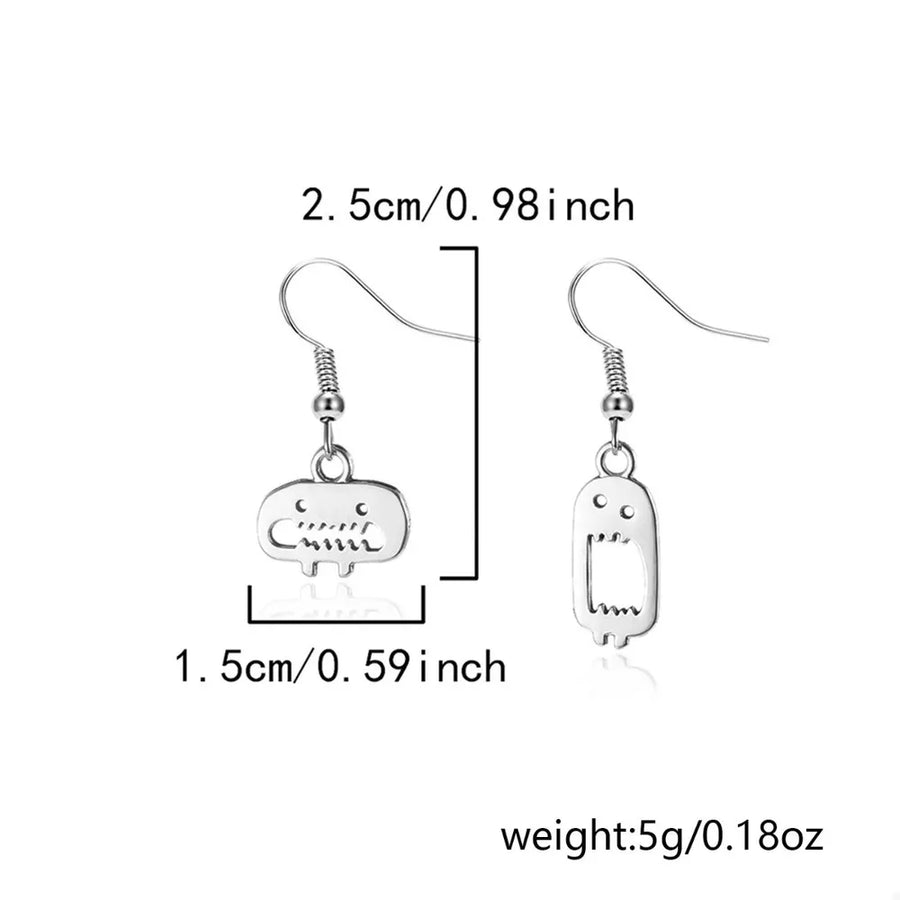 earrings in Silver with character and asymmetrical design