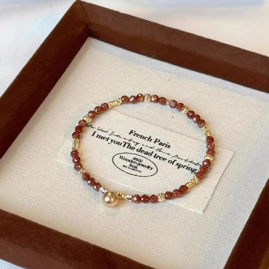 18K Gold-Plated,Alloy,Sand and gravel Care instructions: Avoid wearing during ex bracelet in gold with fitted silhouette