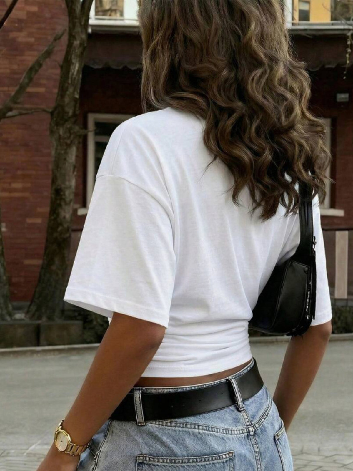 95% polyester, 5% elastane Care instructions: Machine wash cold t-shirt in White with fitted silhouette