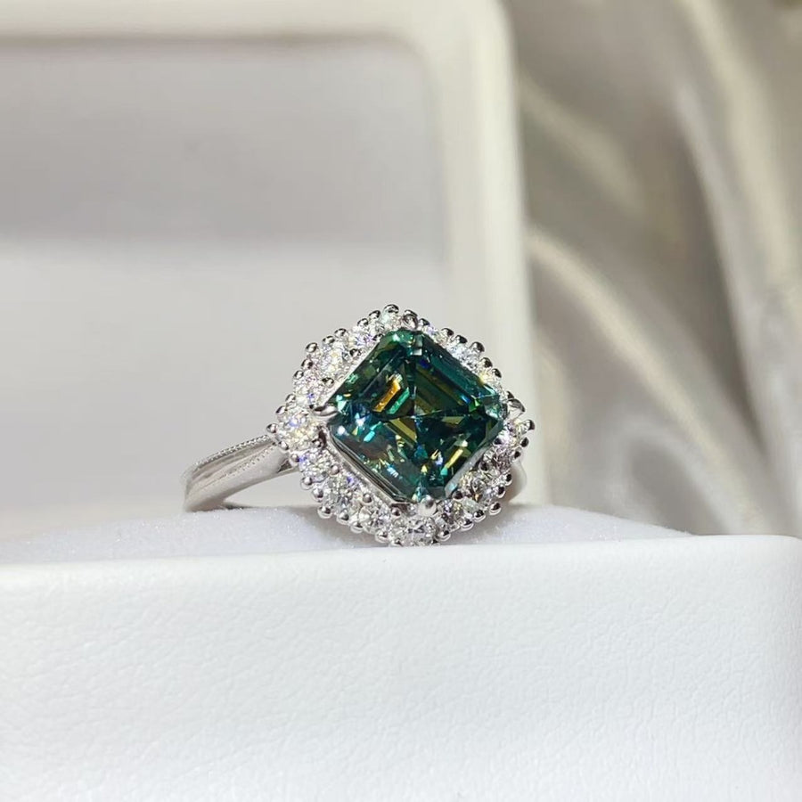 3 Carat Moissanite 925 Sterling Silver Ring in Silver with halo setting