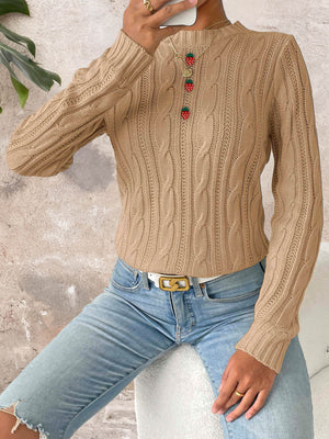 Black regular pullover sweater with round neck