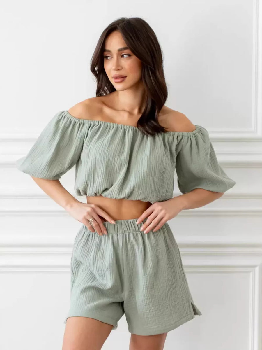 Green cotton off-shoulder cropped top and shorts set with elastic waist shorts