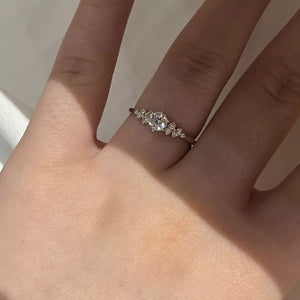 925 sterling silver,Moissanite Carat weight: 2ct Care instructions: Avoid wearin Ring in clear with ring silhouette