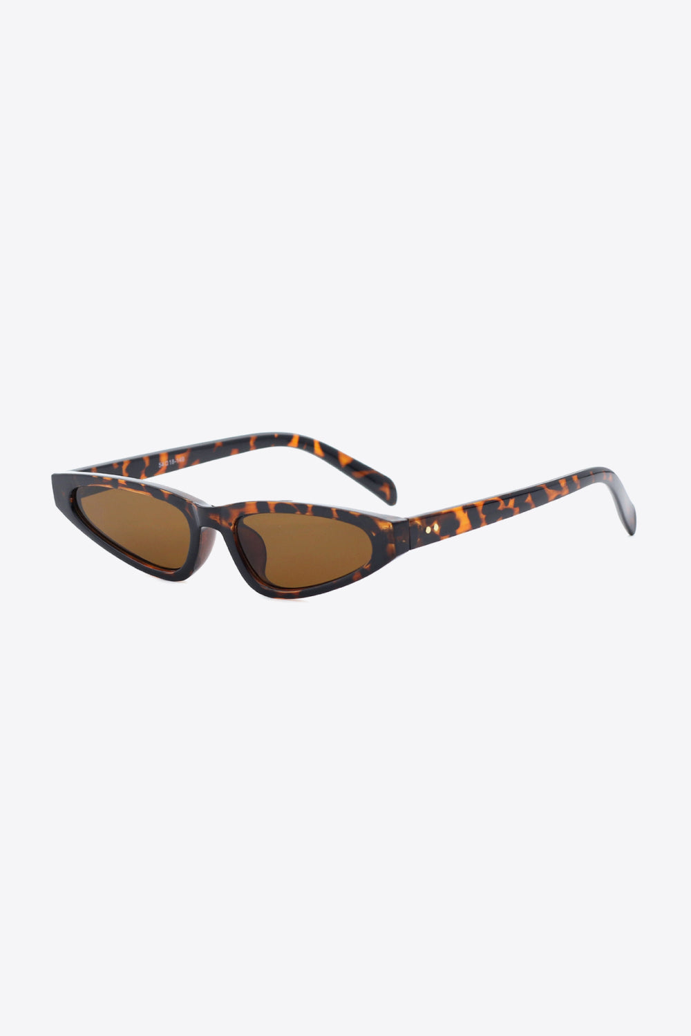Angular tortoiseshell cat-eye sunglasses with brown lenses