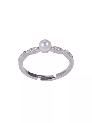 925 Sterling Silver Pearl Ring in white with synthetic pearl