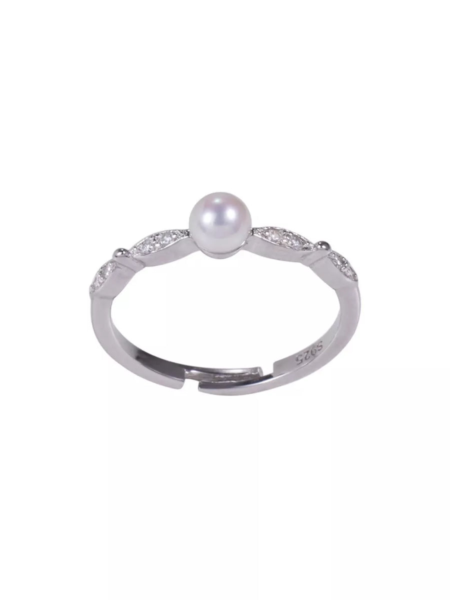 925 Sterling Silver Pearl Ring in white with synthetic pearl