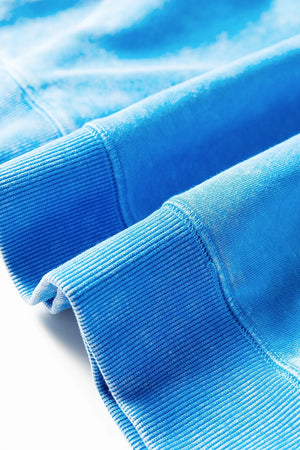 sweatshirt in Sky Blue with chest pocket and hip-length