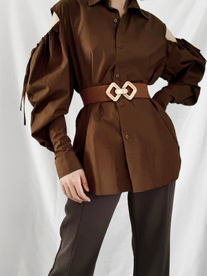 Brown elasticated waist belt with geometric gold buckle