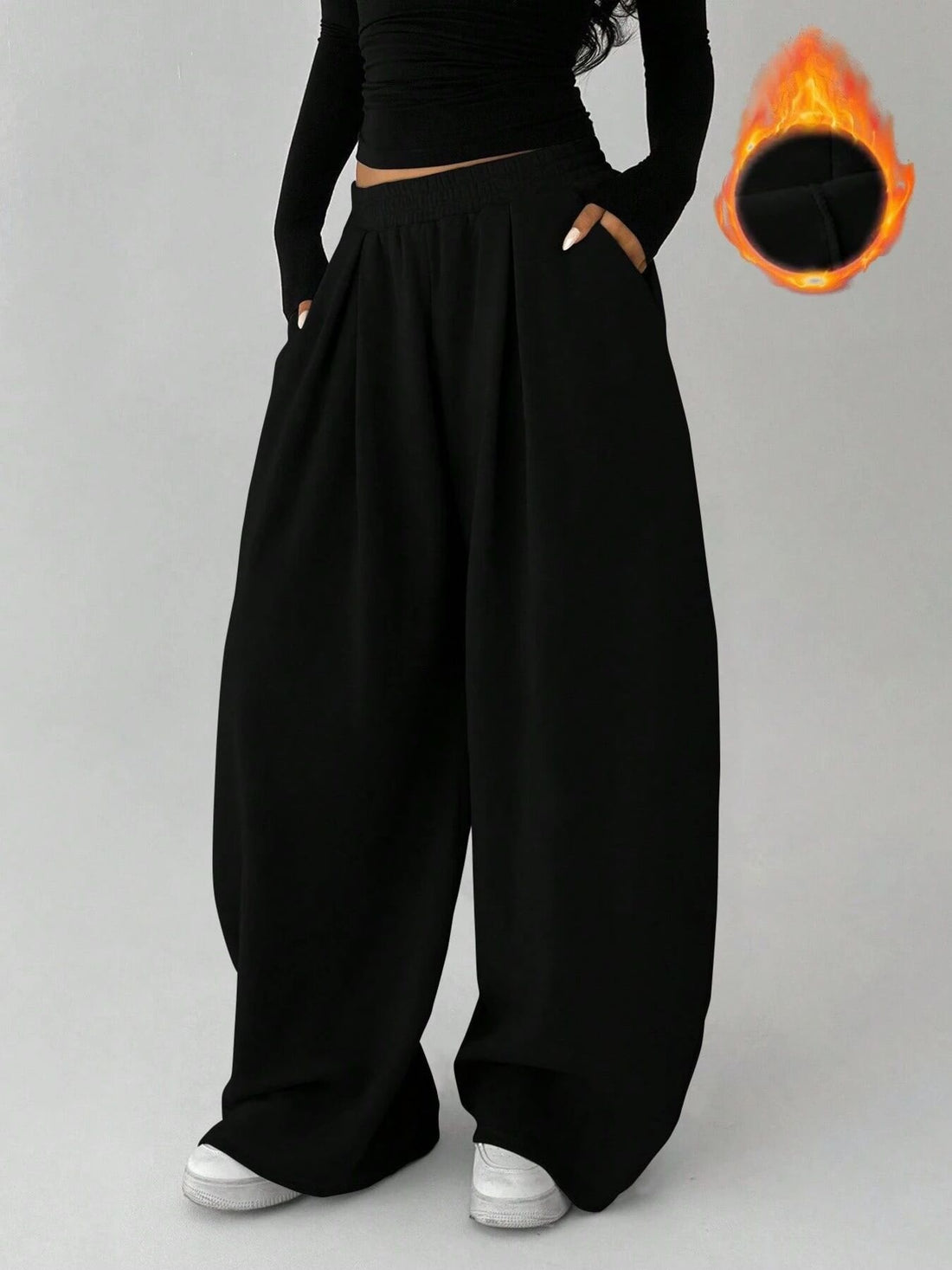 Elastic Waist Wide-Leg Sweatpants in Black with elastic waist