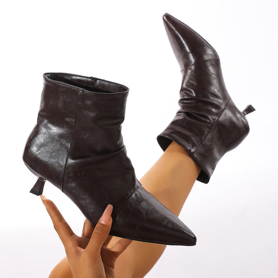 boots in Brown with pointed toe and ankle-length