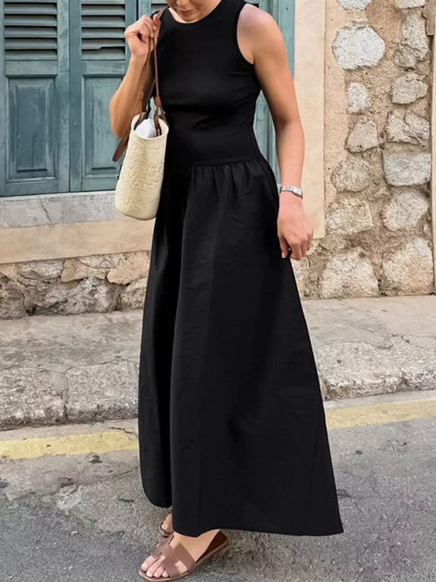 Black A-line maxi dress with round neck