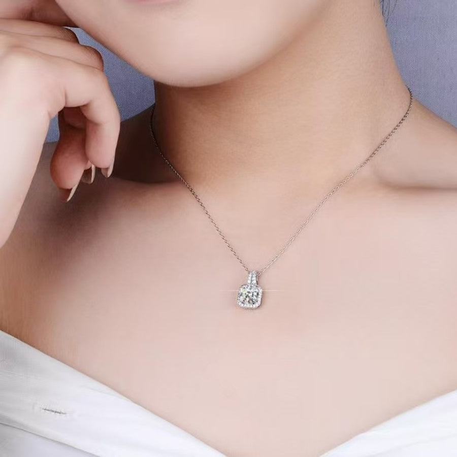 1 Carat Moissanite 925 Sterling Silver Pendant Necklace in clear with moissanite stone