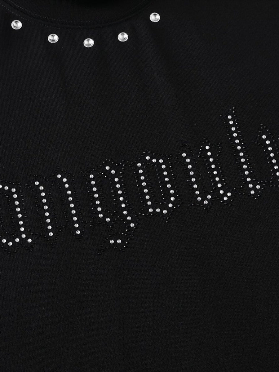 95%cotton,5%spandex Care instructions: Machine wash cold t-shirt in White with oversized silhouette