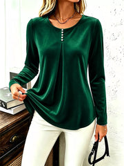 classic blouse in black with round neck