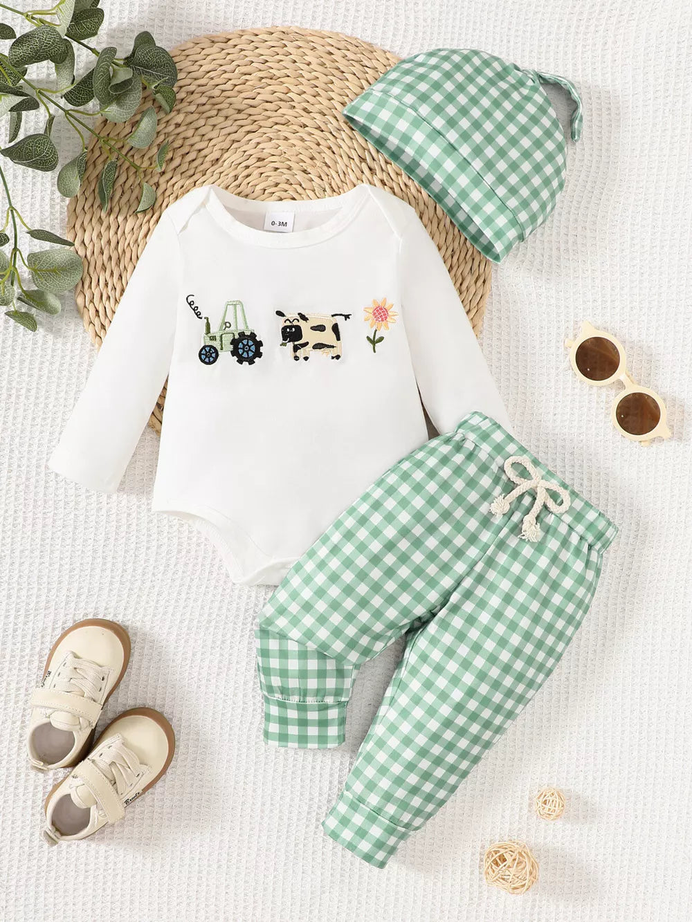 White Children's Long Sleeve Bodysuit And Pants Set With Hat