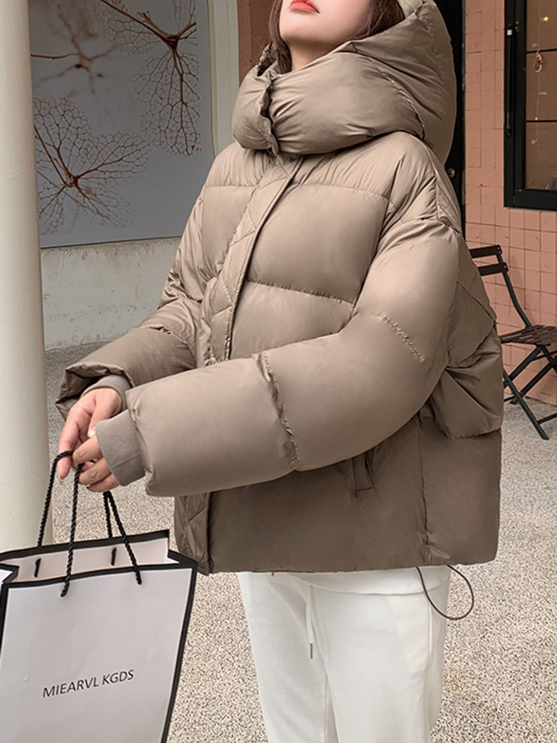 Black relaxed puffer jacket with hooded