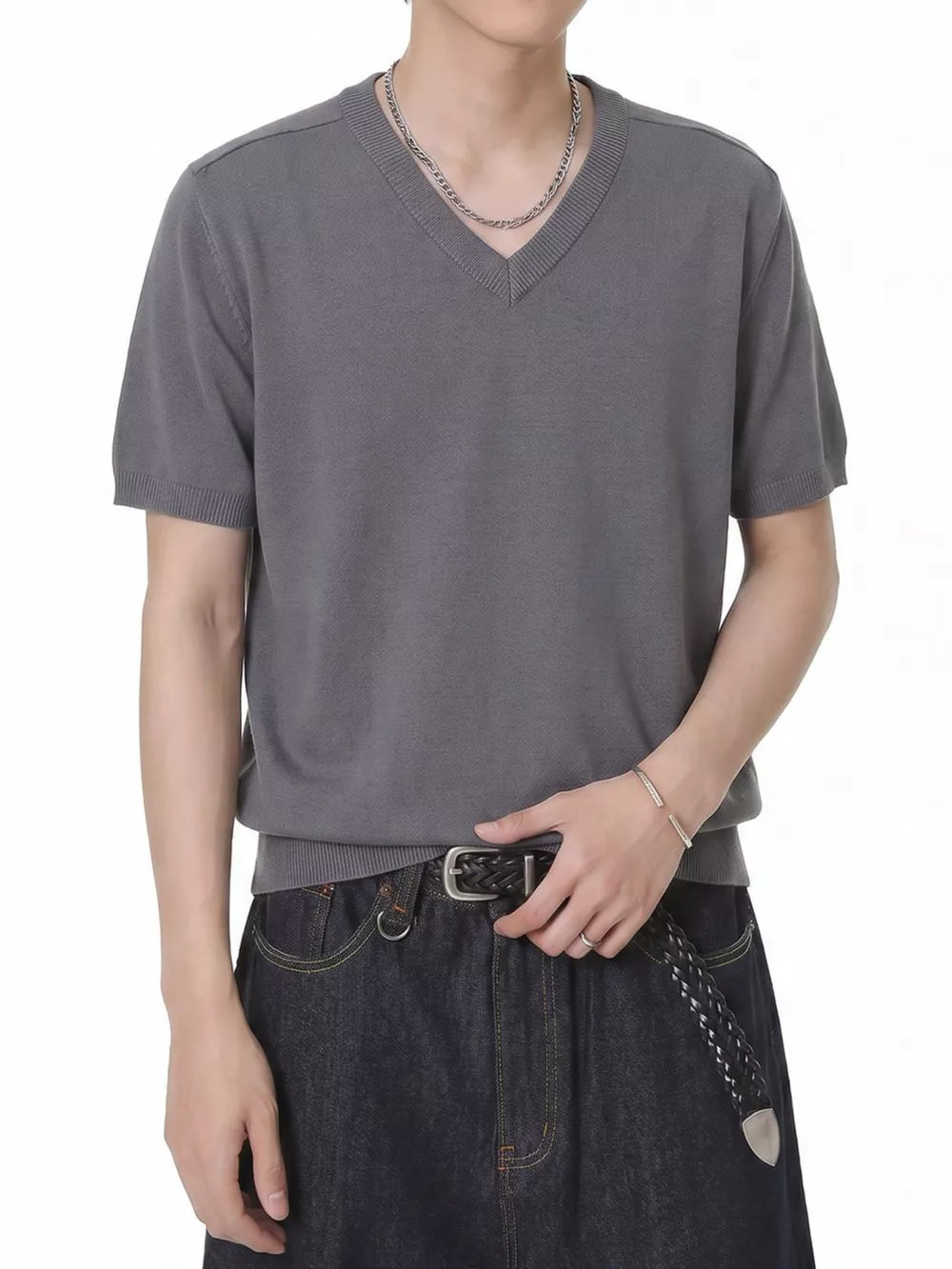 Men's light gray V-neck knit t-shirt with short sleeves and a ribbed hem.