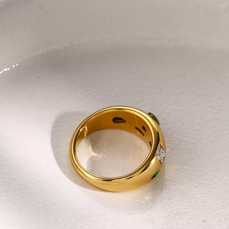 ring in pink with geometric and 18K gold-plated