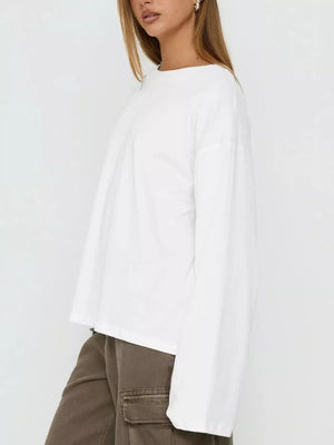 white t-shirt with hip-length and pullover