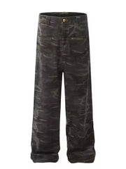 Men's dark camo print loose-fit cotton jeans with a casual style.