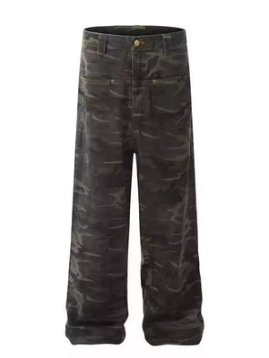 Men's dark camo print loose-fit cotton jeans with a casual style.