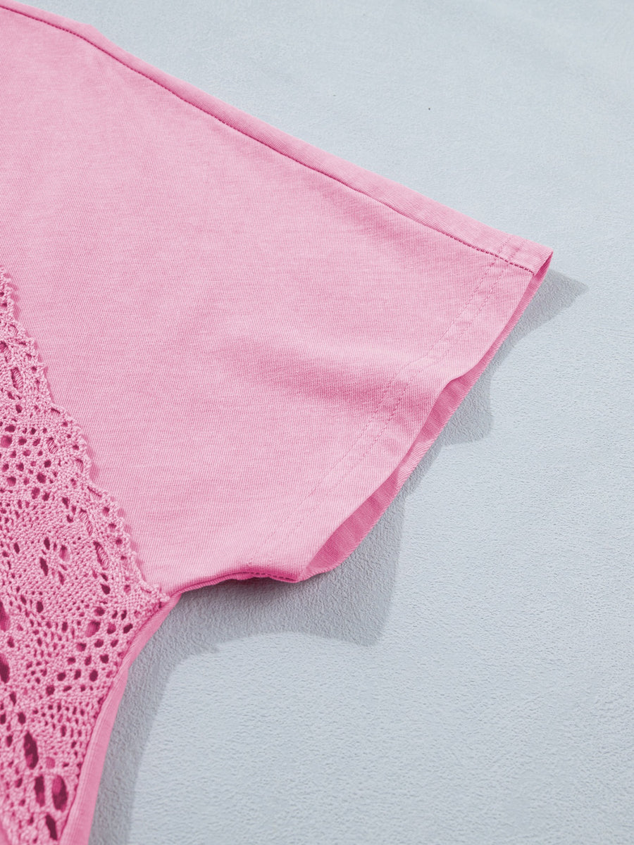 Pink cotton t-shirt with lace detail and short sleeves