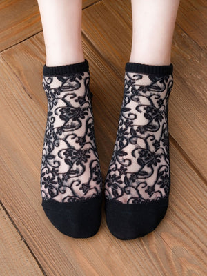 socks featuring floral in cream with cotton Imported Size &amp texture