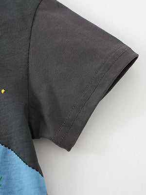 Toddler t-shirt with short sleeves in dark grey cotton, featuring a yellow star detail.