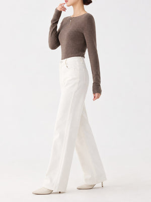 pullover sweater in Chestnut Brown with basic style and hip-length