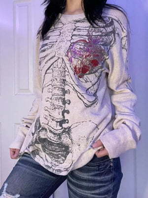 cream t-shirt with graphic print and crew neck