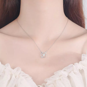 necklace in Silver with geometric and zircon embellishment