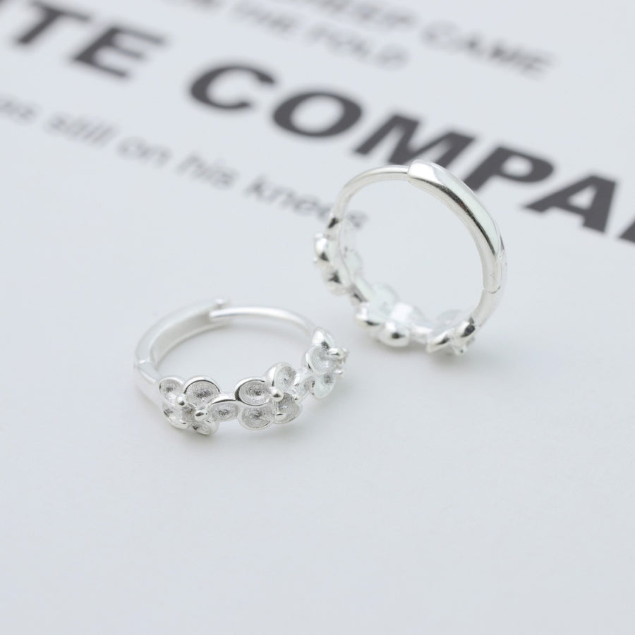 925 sterling silver Care instructions: Avoid wearing during exercise, as sweat w earrings in silver with hoop silhouette