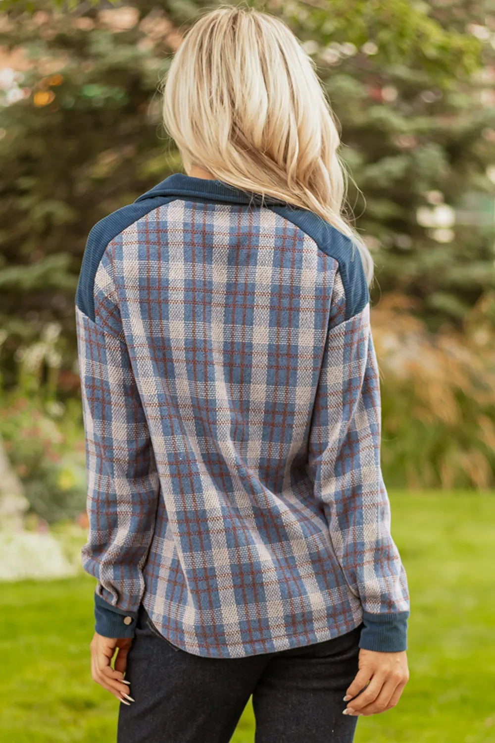 Plaid jacket with hip-length and zip-front
