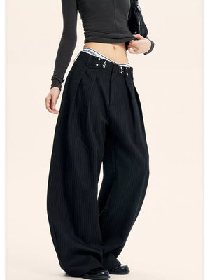 wide-leg pants in Black with striped and pocketed