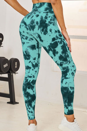 Turquoise tie-dye high-waist sculpt leggings with a full-length cut.