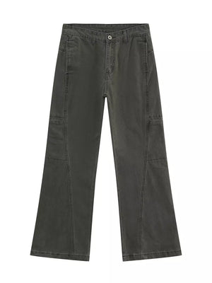 pants in Army Green with pocketed and full-length