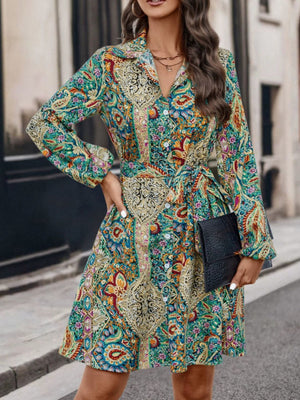 Green shirt dress with mini and button-front