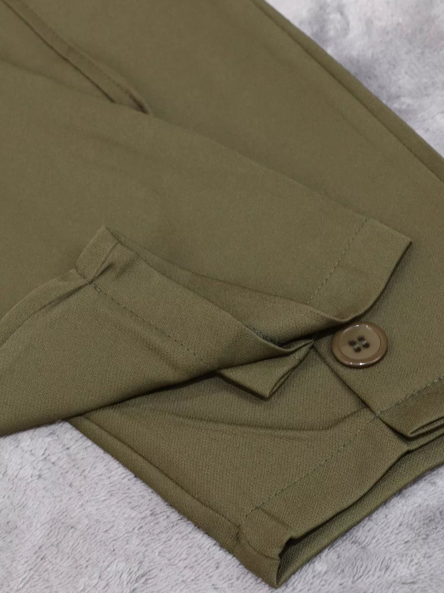 Black with High-waisted Pleated Pants