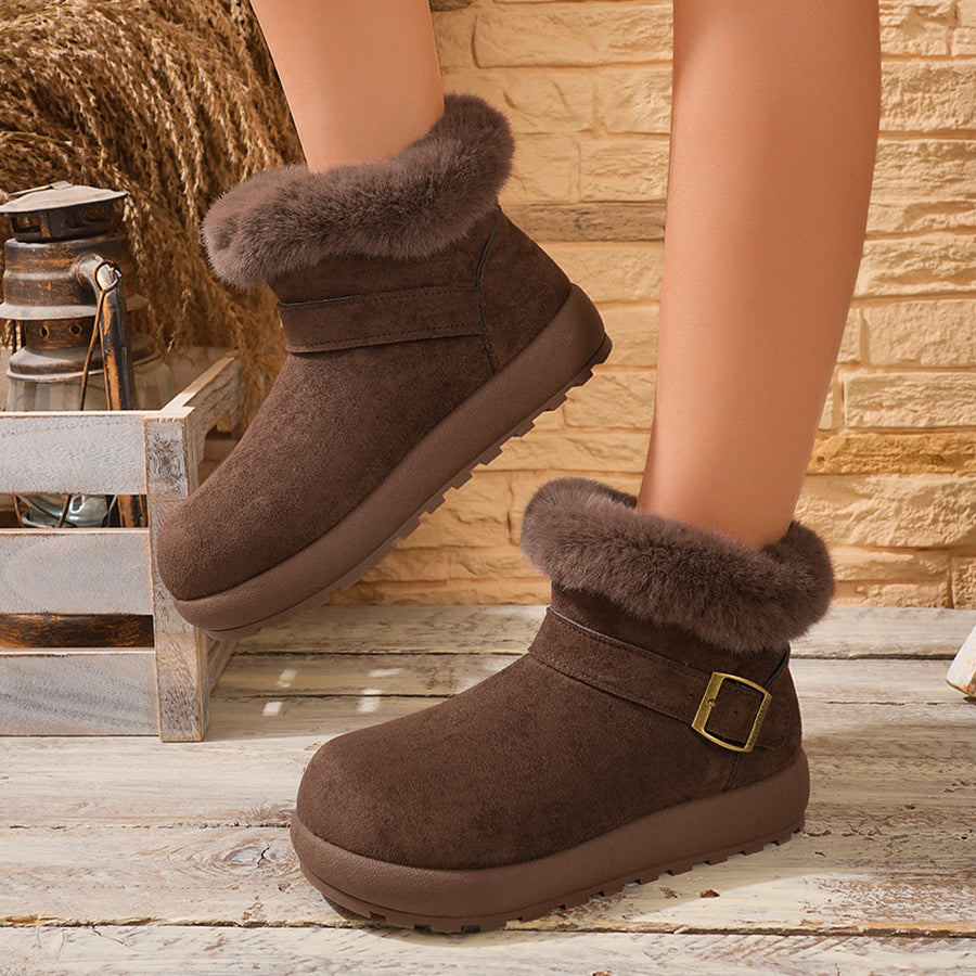 boots in dark brown with faux fur lining and ankle-length